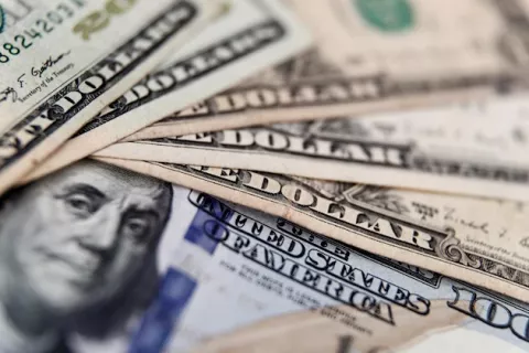 Más impuestos para los ricos, la demanda de 83 millonarios contra la COVID-19
