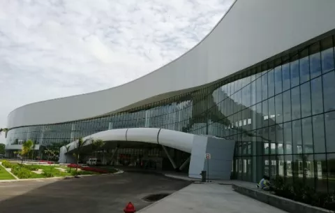 Autorizan al Minsa uso del Centro de Convenciones de Amador para albergar pacientes COVID-19 positivos