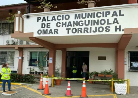 Municipio de Changuinola acondiciona terreno exclusivo para sepultar fallecidos por COVID-19 