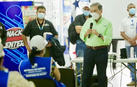 Laurentino Cortizo: 'Mientras no haya vacuna, debemos aprender a convivir con el virus'
