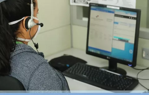 Universidad Johns Hopkins abre curso básico en español para rastrear contactos de COVID-19