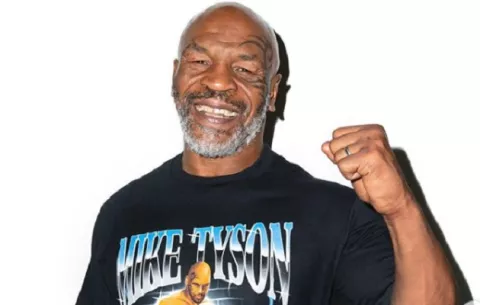 Mike Tyson le manda mensaje a Roberto 'Mano de Piedra' Durán, su héroe