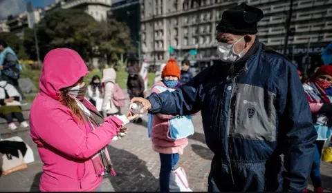 Grupos de acreedores de Argentina suman apoyo y piden solución 