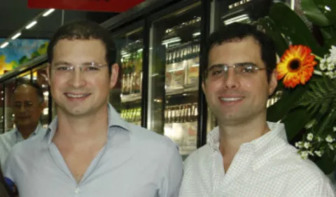 Hermanos Martinelli  cuentan con estatus de diplomáticos de Panamá en el extranjero, al ser diputados del Parlacen