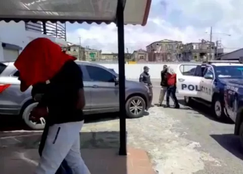 En operativo policial capturan a dos homicidas en la Costa Arriba de Colón 