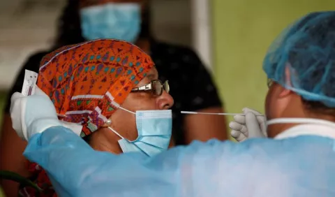 Dotarán de un 'kit' de salud a pacientes con la COVID-19 que están en aislamiento