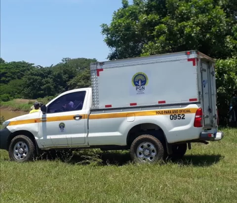 Un grupo de trabajadores encuentran una osamenta enterrada en una finca en Los Santos