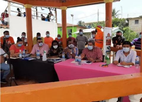 Paleros y camioneros logran acuerdo con autoridades del distrito de Chagres