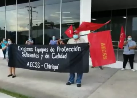  Funcionarios del Hospital Rafael Hernández protestan por destituciones y falta de insumos