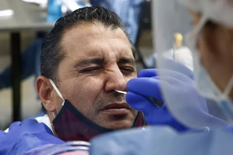 Sigue aumentado el número de pacientes hospitalizados por la COVID-19