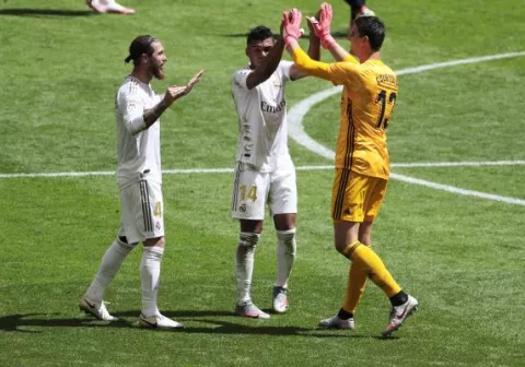 Real Madrid vence al  Athletic Club con un penalti cobrado por Sergio Ramos