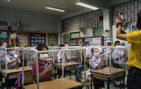 Lo que esté haciendo Tailandia, funciona