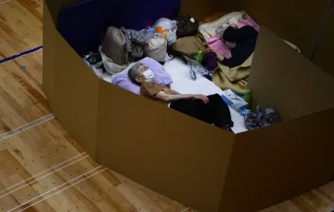 Tormentas empeoran y ponen en peligro la vida de los ancianos