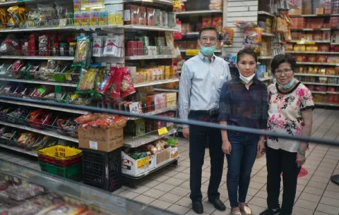 Barrio Chino, dividido entra la tradición y actualización en medio de la crisis