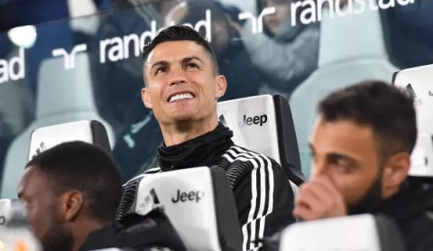 Sarri, tecnico de la Juventus: 'Cristiano es un campeón en la cabeza; además que con los pies'