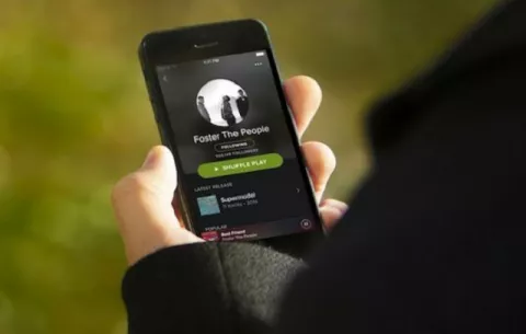 Spotify, Tik Tok y otras aplicaciones sufren caída por un error de Facebook