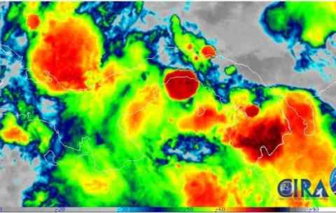 Lluvias y tormentas eléctricas afectarán a Panamá hasta el próximo sábado, tras paso de dos ondas tropicales 