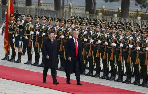 Estados Unidos fuerza a China a cerrar su consulado en Houston y Pekín promete venganza