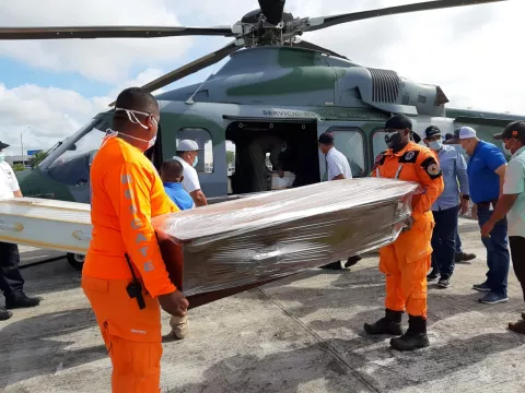 Ministerio Público levanta cuerpo y preparan funeral de los 11 miembros de la familia arrastrada por el río Bejuco en Calovébora