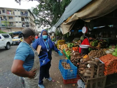 Acodeco sanciona a varios comerciantes con $1,250 por alterar precio de la cebolla