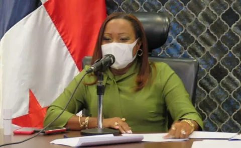 Diputada Cenobia Vargas desiste y eliminará artículo de anteproyecto que subsidia a niñas víctimas de abuso sexual