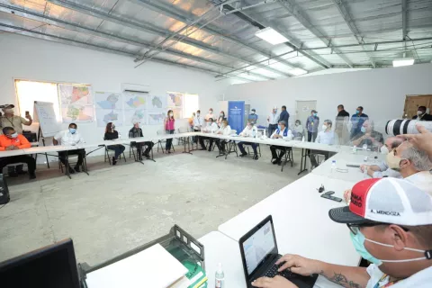  Laurentino Cortizo visita el Centro de Operaciones para el Control y Trazabilidad Comunitaria en San Miguelito, y habla de abrir actividades de los bloque 3 y 4