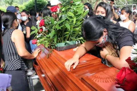 Seis personas pierden la vida en una nueva masacre en Colombia