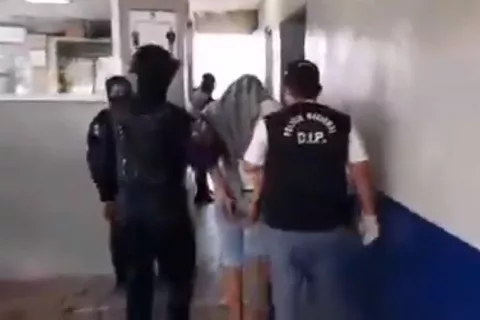 Capturan a un ciudadano que podría estar involucrado en el robo y violación de turistas noruegas en Colón