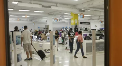 Comerciantes piden reabrir el 14 de septiembre