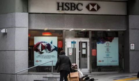 Los beneficios netos del HSBC caen un 77% interanual 