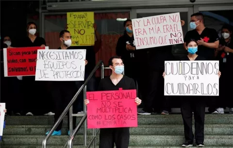 Minsa pedirá traslado de partida para pagar a médicos los $6 millones en salarios atrasados