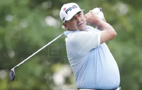 Ordenan detención del golfista Ángel  'El Pato' Cabrera por violar condición de libertad