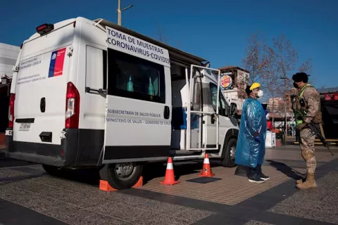OMS: "No es tarde" para contener una pandemia con casi 20 millones de casos