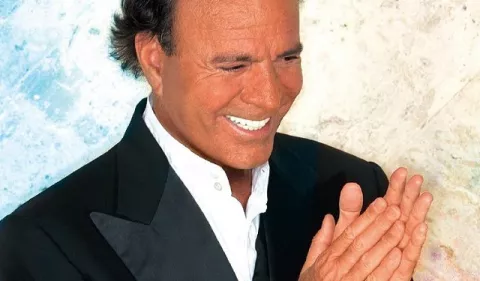 Estado físico de Julio Iglesias genera preocupación