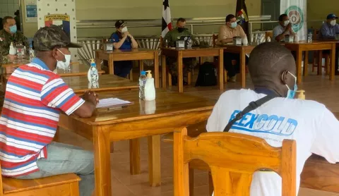 Migrantes que  vandalizaron albergues en Darién esperan audiencias a órdenes del Servicio Nacional de Migración