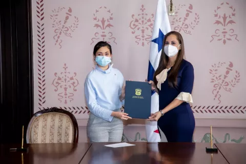 Nuevos gobernadores de Panamá Oeste y Coclé toman posesión de sus cargos 