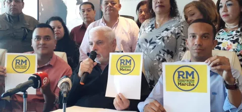 Luis Eduardo Camacho solicita al Tribunal Electoral que retome el trámite para obtener el reconocimiento como partido en formación de Realizando Metas
