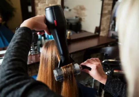 Barberías, Salas de Belleza y comercio al detal reabrirán a partir del lunes 17 de agosto