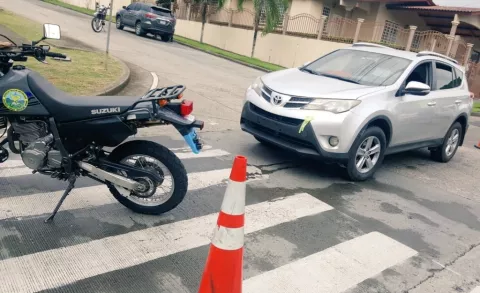 Investigan asesinato de hombre que fue abatido en medio de la calle en San Antonio