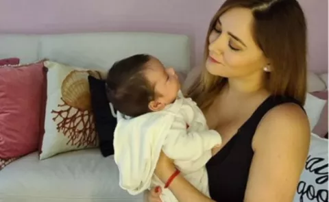 La actriz Sherlyn consideró no ponerle vacunas a su hijo