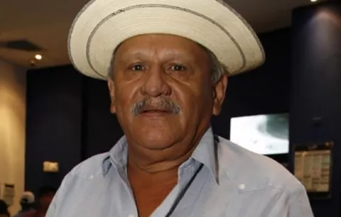 Toñito Vargas: Jose Augusto Broce y Arnoldo Noly Díaz le dedican una décima