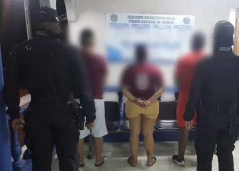 Sigue la desobediencia: 405 personas aprehendidas en toque de queda