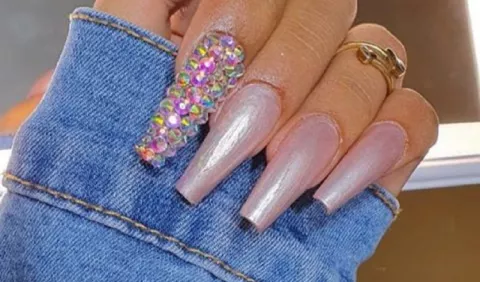 'Press On Nails': Técnica que ha marcado tendencia