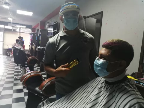 Expectativa en Veraguas por la apertura de barberías y salones de belleza