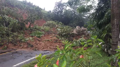 Mantienen alerta por paso de Onda Tropical #30 que genera condiciones climatológicas inestable