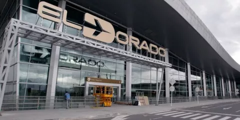 Aeropuerto El Dorado comienza operaciones