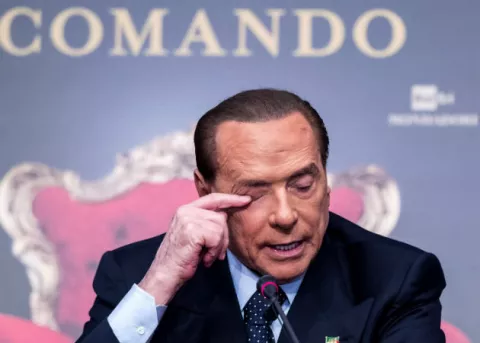 También dos hijos de Silvio Berlusconi, así como su nueva novia, tienen la COVID-19