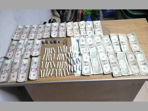 Durante operativo del toque de queda detienen a un ciudadano con presunta droga en Changuinola 