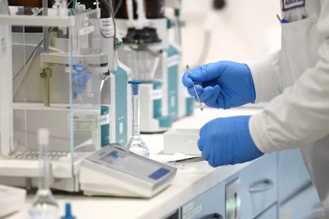 Tratan de crear moléculas que eviten el desarrollo de la COVID-19