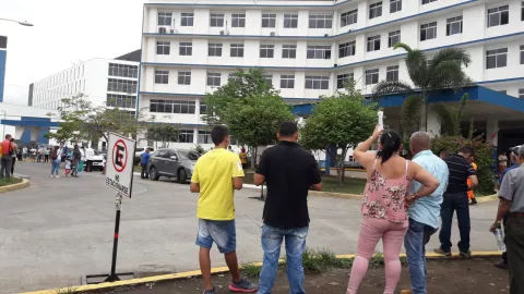 Suspenden audiencia del 'Segundo Mesias'; fue llevado al hospital regional en David por convulsiones